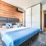 Lägenhet Park Old Town By Renters *